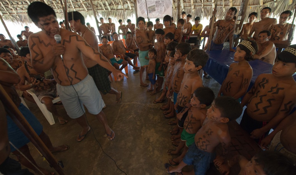 A nova geração dos Waimiri Atroari (Foto: Mário Vilela/Funai)