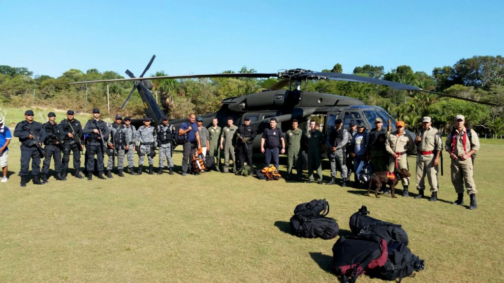 Grupo de buscas usou helicóptero e pessoal treinado. (Foto: Divulgação: Polícia Civil)