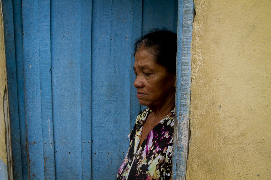 Cleonice Santos, mulher do pescador Luiz Ferreira dos Santos, um dos desaparecidos. (Foto: Alberto César Araújo/AmReal)