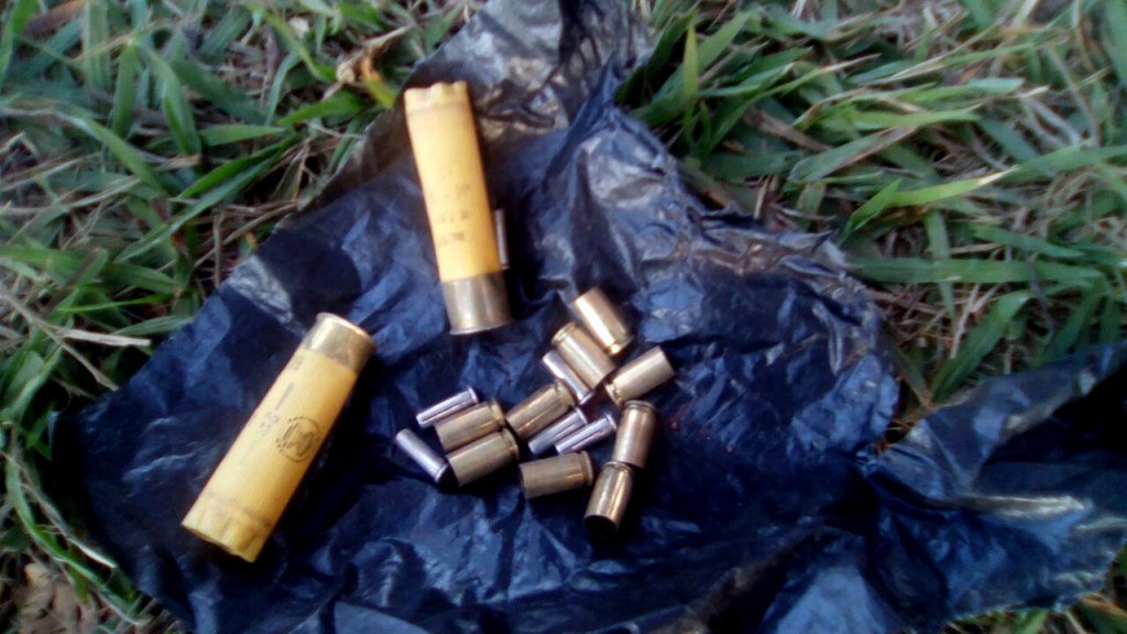 As balas disparadas contra os Guarani-Kaiowá no conflito de 14 de junho na fazenda Yvu (Foto: Cimi)