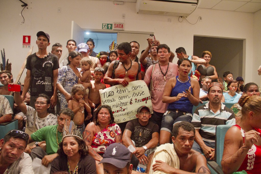 Ocupação da sede da Sesai em Manaus (Foto: Alberto César Araújo/Amazônia Real)