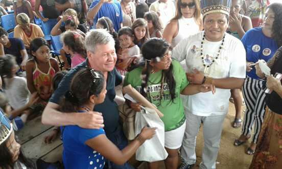 Durante as eleições, o prefeito Arthur Virgílio Neto fez promessas de regularizar terreno (Foto: Reprodução Facebook / Parque das Tribos)