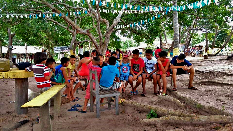 Povos Indígenas do Baixo Tapajós reunidos na aldeia Aningalzinho, em Santarém, Pará (Foto: CGI/Facebook)