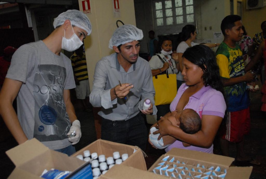 Atendimento de saúde pela Prefeitura de Manaus (Foto: Semsa)