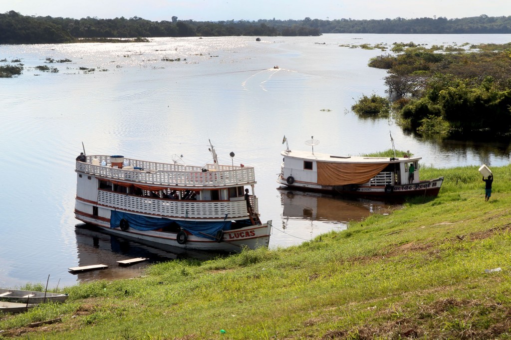 Vista do rio Andirá, na Terra Indígena Andirá Marau, em Barreirinha (Foto: Danilo Melo/FotoAmazonas)