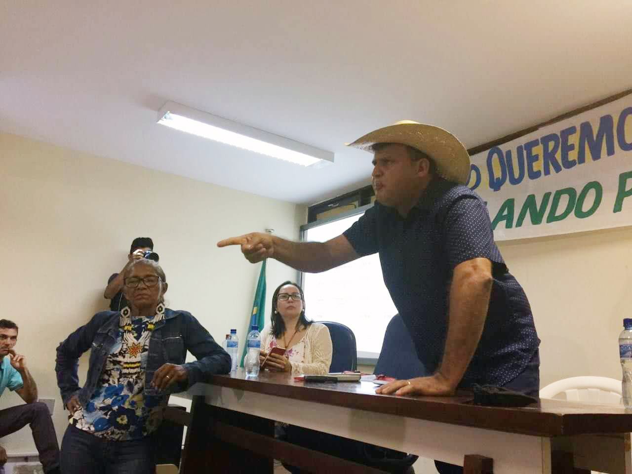 Prefeito que defende mineradora Belo Sun ameaça professores em seminário da UFPA