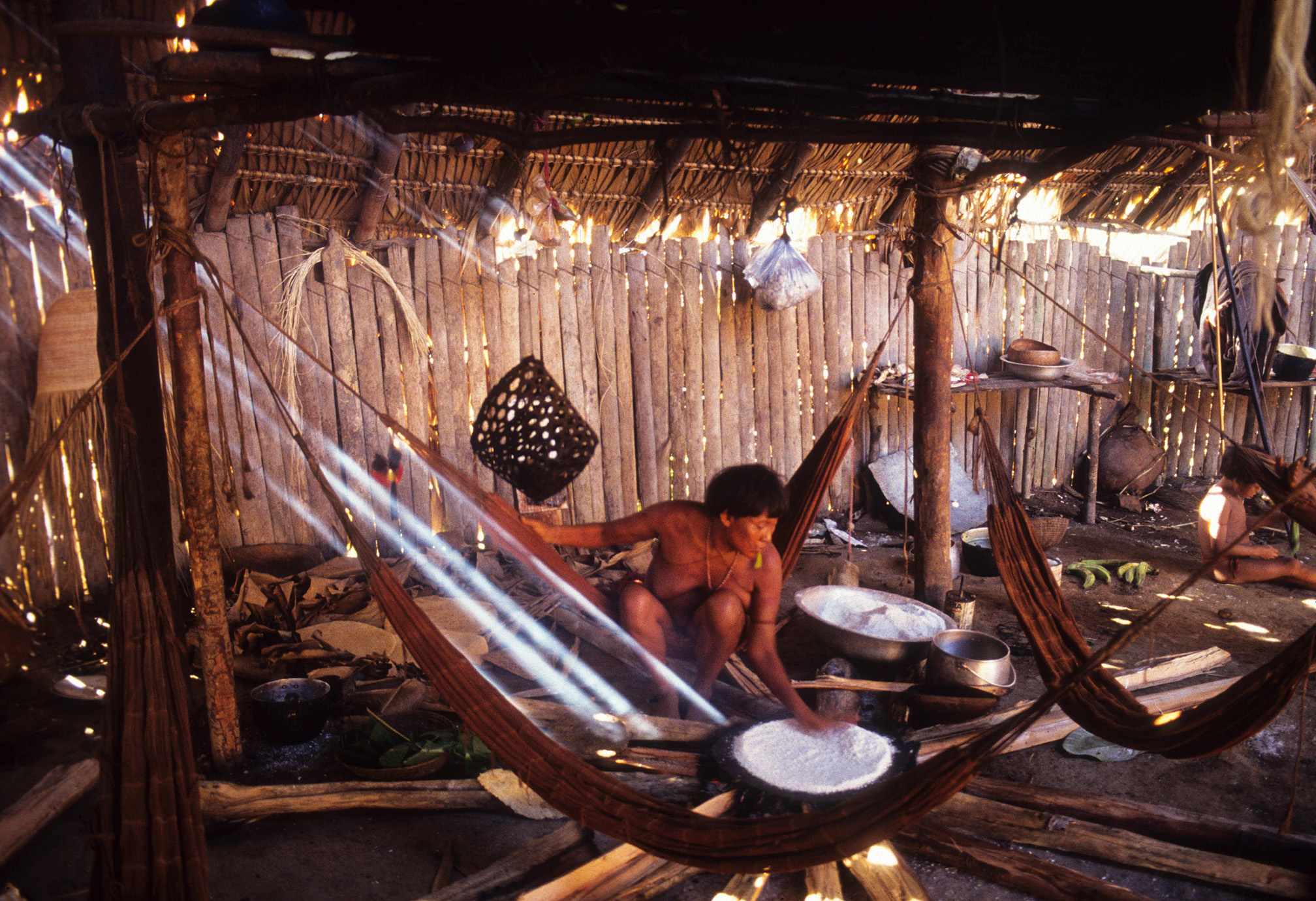 Coronavírus: O que podemos aprender com um xamã da Amazônia? Parte 1: invasão e mortes na Terra Yanomami