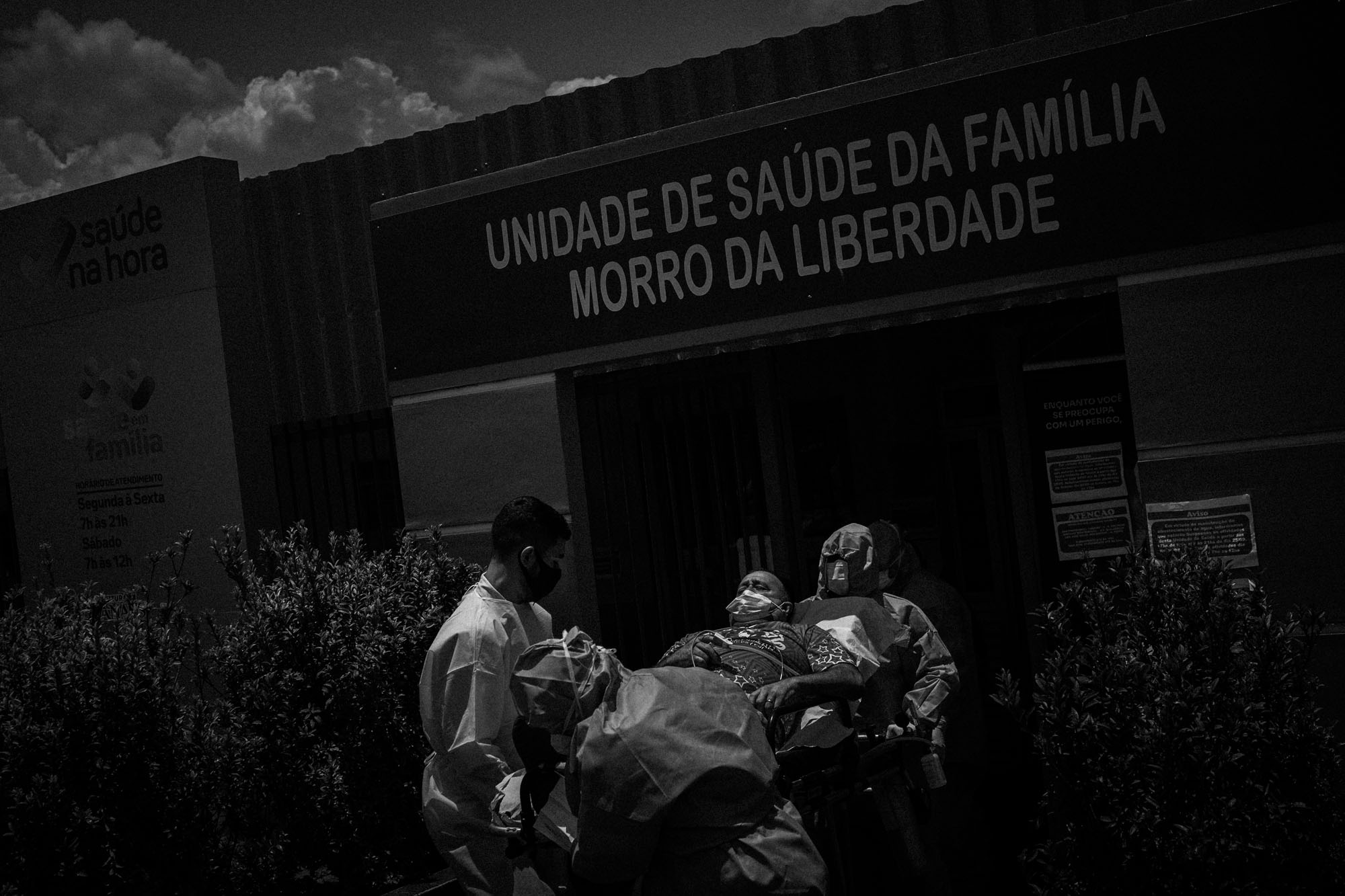 Como o Presidente Bolsonaro tornou o Brasil um epicentro global de Covid: 4 – A tragédia de Manaus