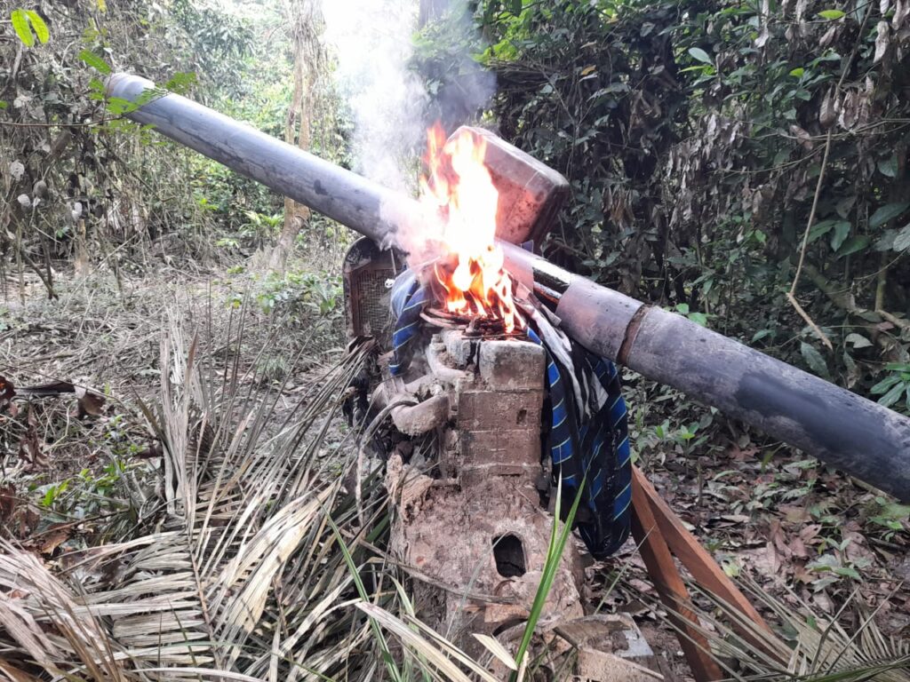 Material encontrado em garimpo ilegal localizado na "Pista Nova", na TI Baú, no sudoeste do Pará