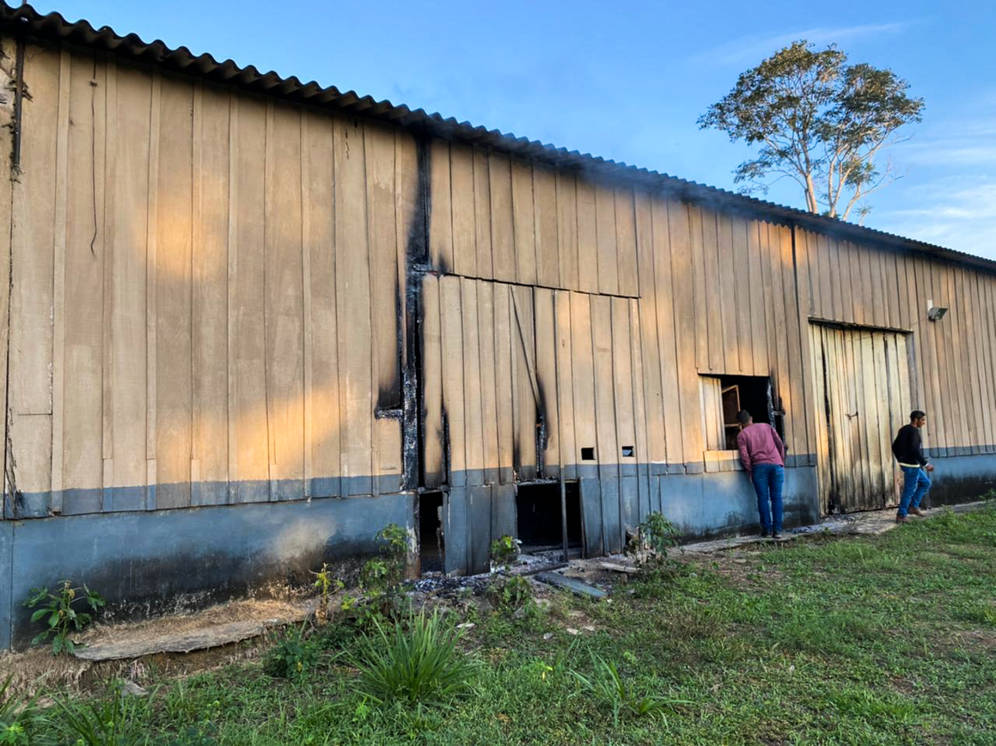Criminosos colocam fogo em sede e barracão na Resex Guariba-Roosevelt, a única do Mato Grosso