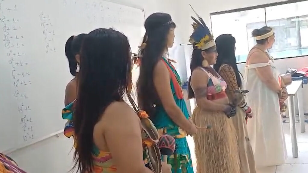 Mulheres indígenas denunciam racismo em escola de Rondônia