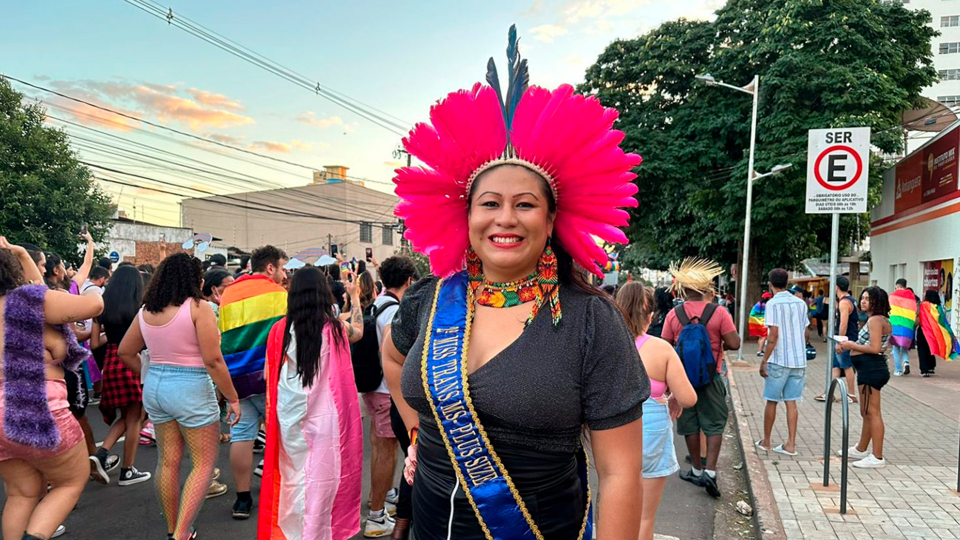 Mulher trans indígena Samantha Terena carrega o orgulho de ser quem é e a luta pela igualdade de direitos. (Foto: Thaís Lima/Setescc-MS).